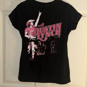 Dustin Lynch concert tee